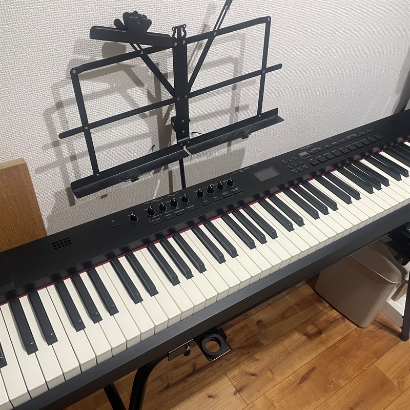Roland RD-88の画像